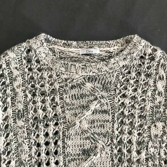 Cable Knit Color Block Sweater - Picture 9 of 9